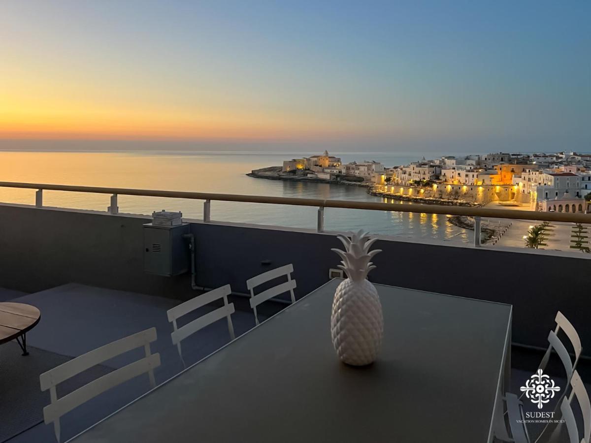 Infinito - Attico Sul Mare Apartment Vieste Exterior foto