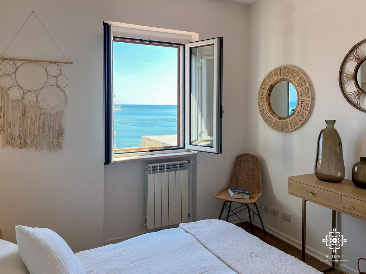 Infinito - Attico Sul Mare Apartment Vieste Exterior foto