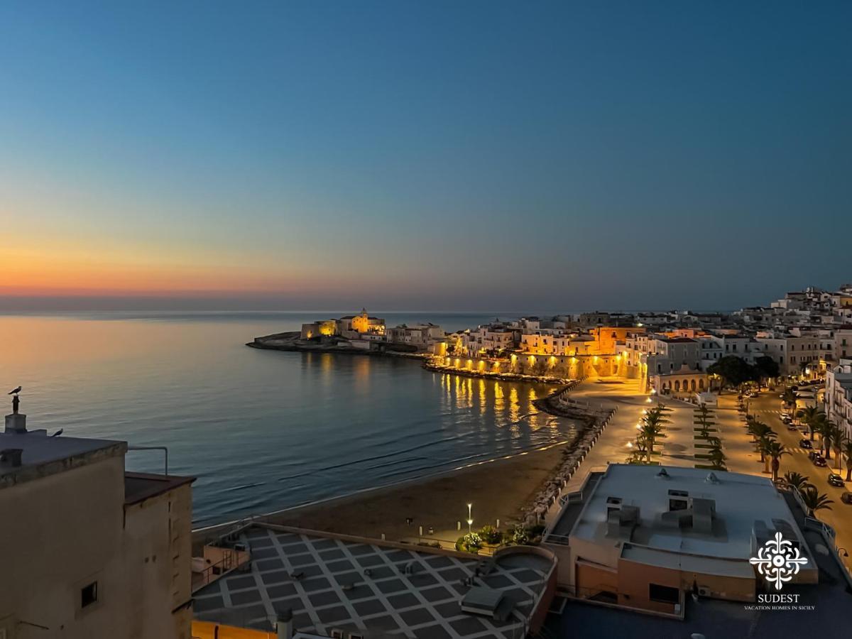 Infinito - Attico Sul Mare Apartment Vieste Exterior foto
